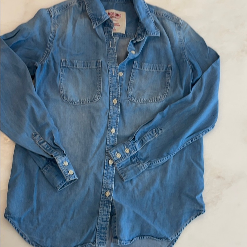 Mossimo Supply Co. Women’s Shirt